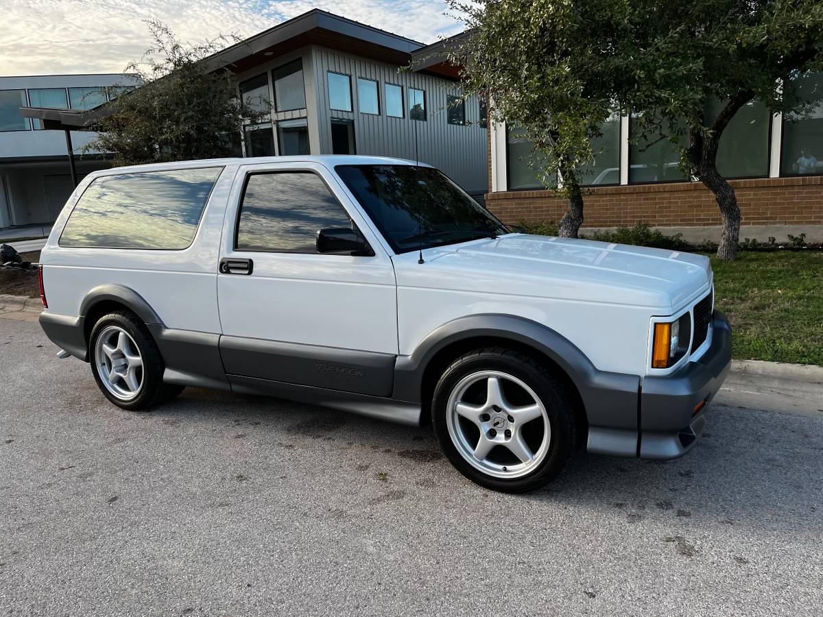 Gmc-Typhoon-1992