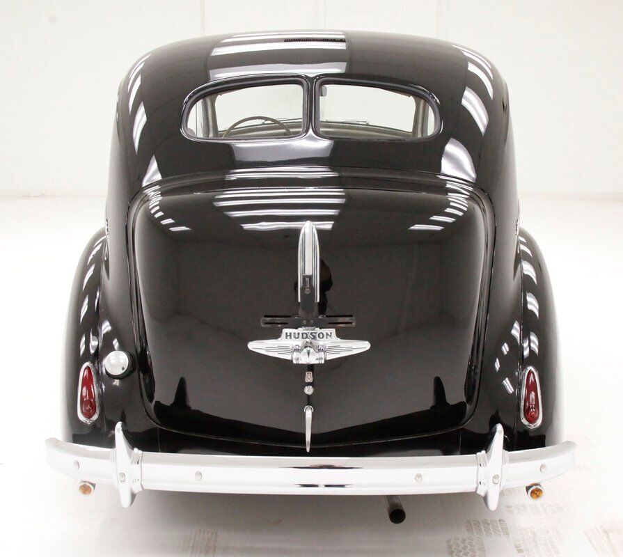 Hudson-Series-95-Berline-1939-4