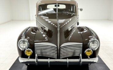 Hudson-Six-Traveller-10T-Berline-1941-8