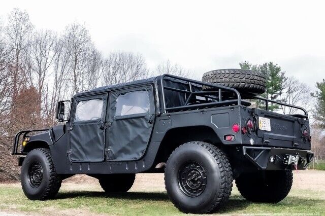 Hummer-M998-HMMWV-AM-General-Pickup-1987-2