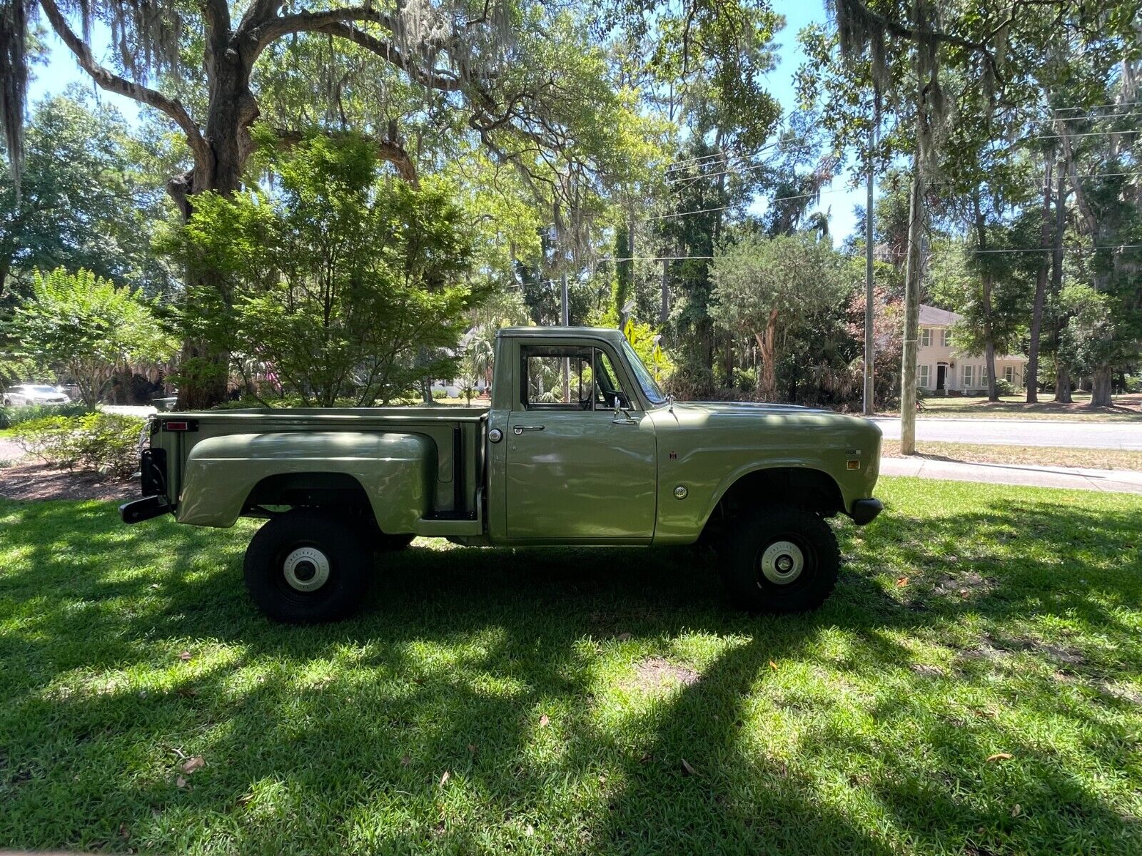 International-Harvester-1210-1971-18