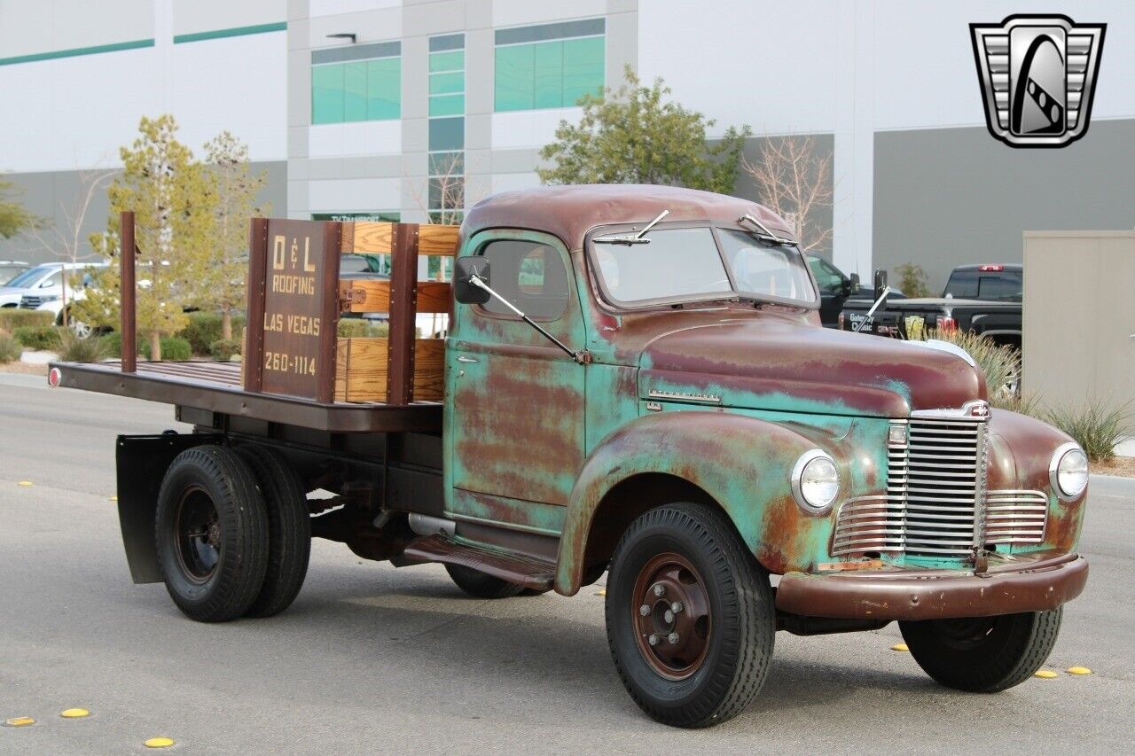 International-Harvester-KB-5-1949-11