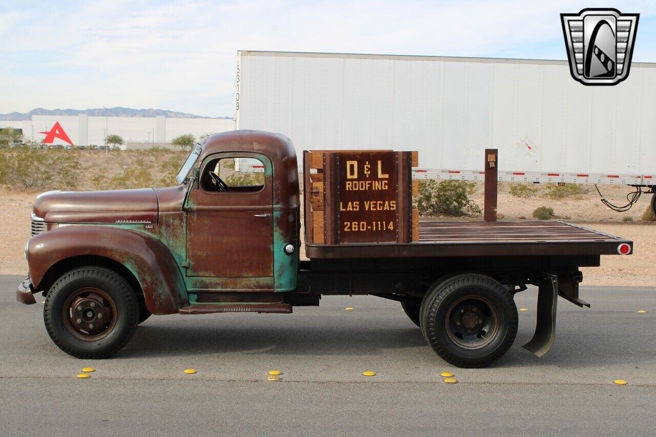 International-Harvester-KB-5-1949-6