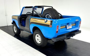 International-Harvester-Scout-II-SUV-1977-2