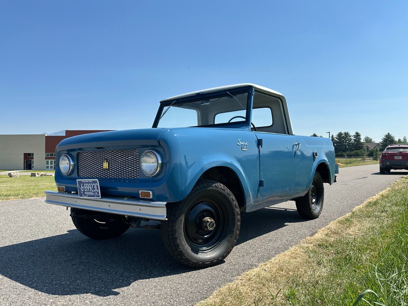 International-Harvester-Scout-Pickup-1962-31