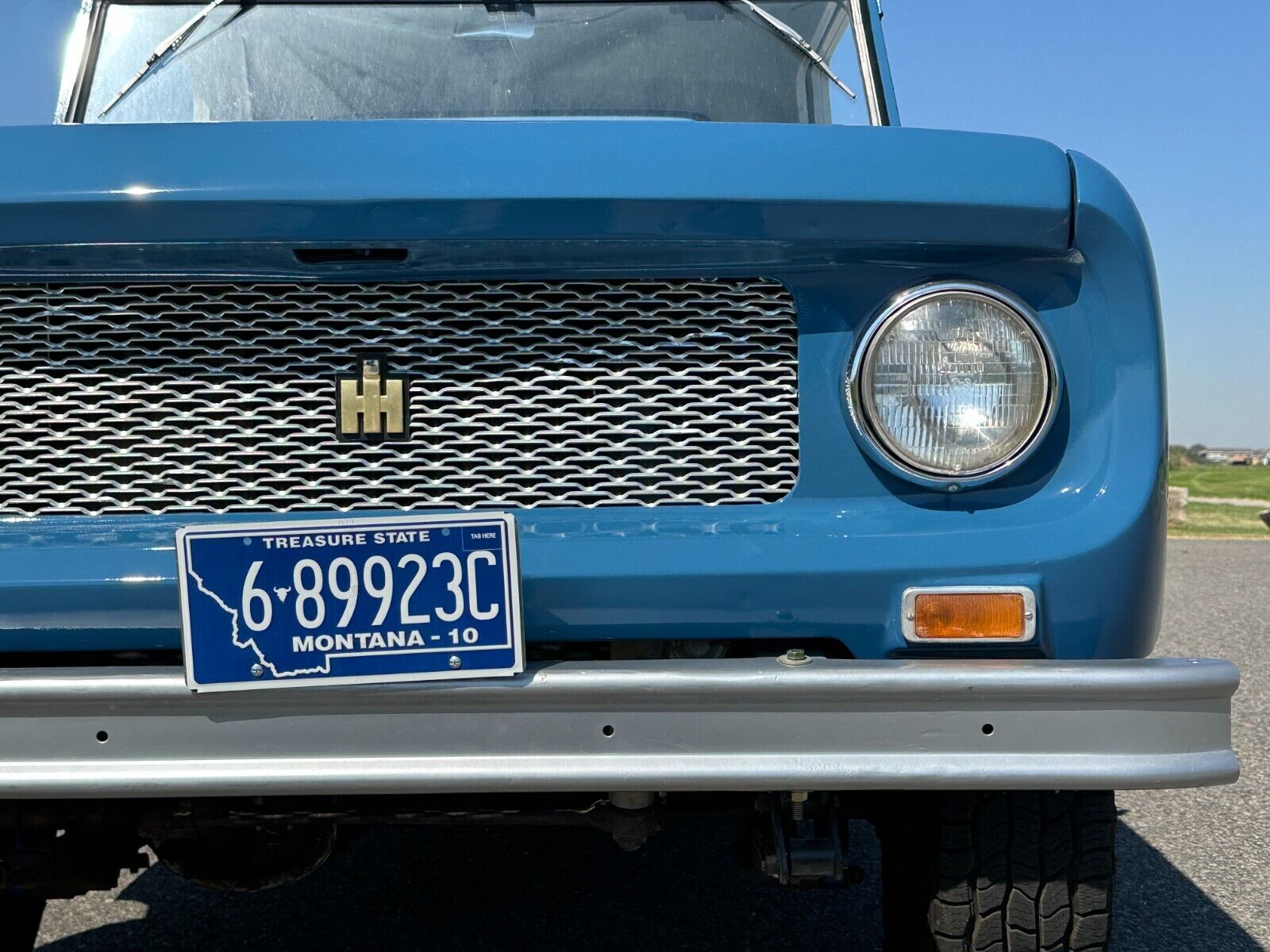 International-Harvester-Scout-Pickup-1962-8