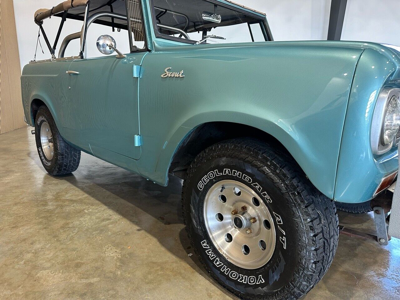 International-Harvester-Scout-SUV-1966-11