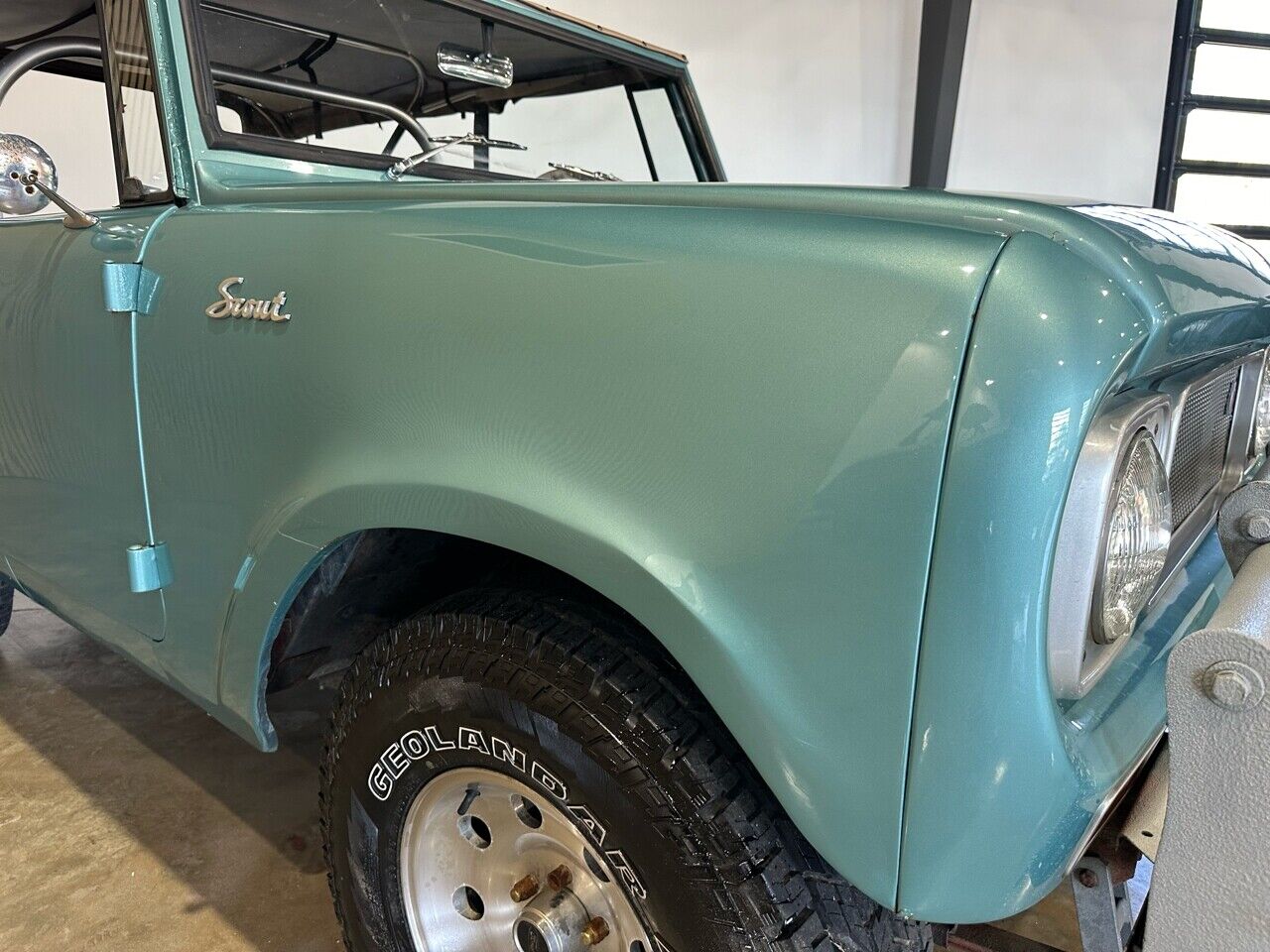 International-Harvester-Scout-SUV-1966-12