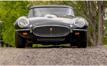 Jaguar-E-TYPE-V12-1974-5