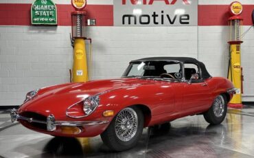 Jaguar-E-Type-1970-10