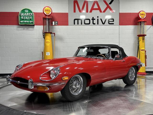 Jaguar-E-Type-1970-10