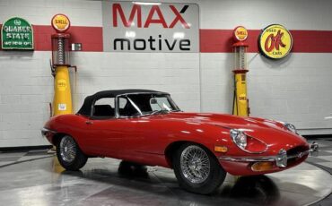 Jaguar-E-Type-1970-8