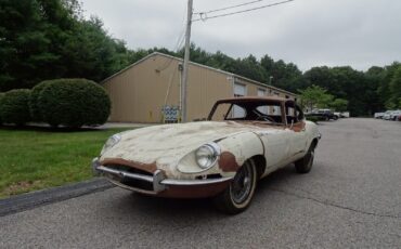 Jaguar-E-Type-1971-1