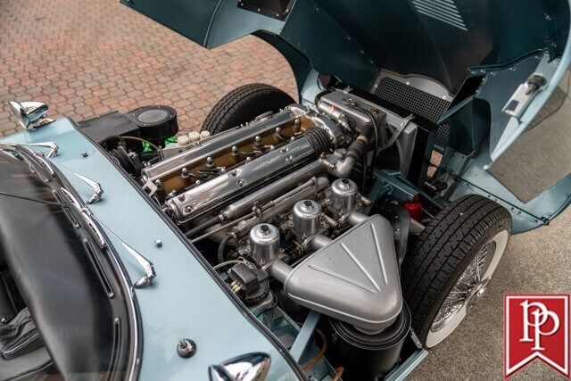 Jaguar-E-Type-Cabriolet-1964-36