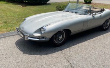 Jaguar-E-Type-Cabriolet-1967-1