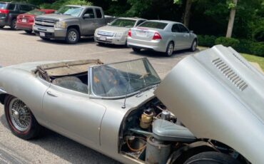 Jaguar-E-Type-Cabriolet-1967-9