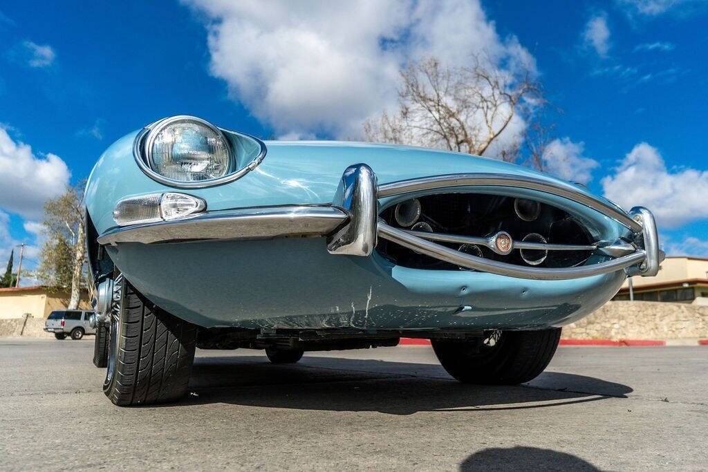 Jaguar-E-Type-Cabriolet-1968-28