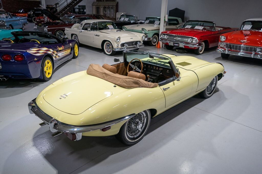 Jaguar-E-Type-Cabriolet-1969-8