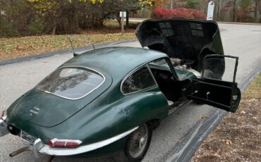 Jaguar-E-Type-Coupe-1967-17