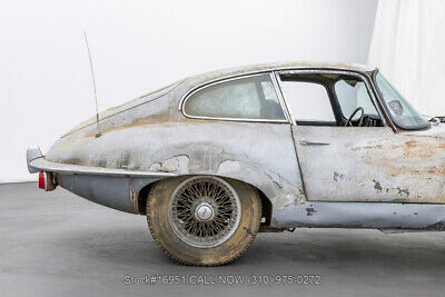 Jaguar-E-Type-Fixed-Head-Coupe-1970-7