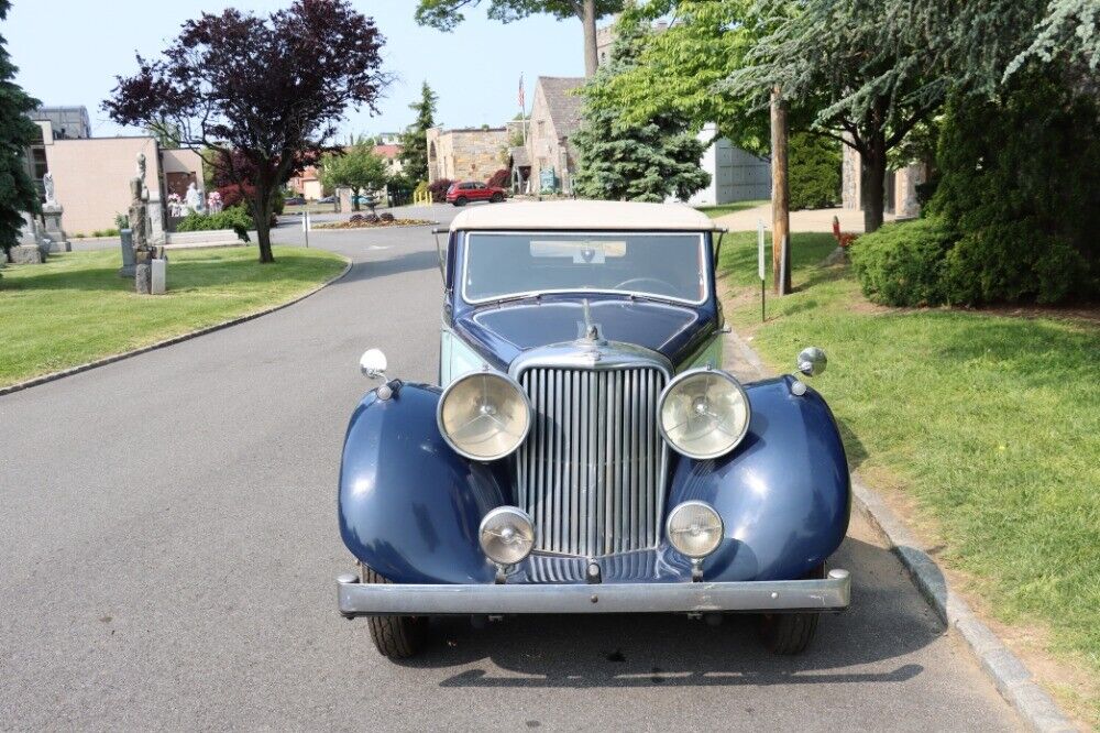 Jaguar-MK-IV-DHC-1948-6