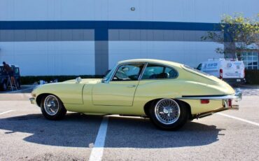 Jaguar-S-2-XKE-4.2-fixed-head-coupe-1970-9