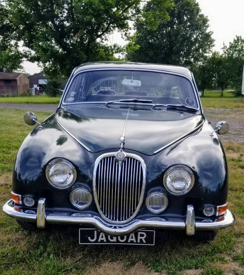 Jaguar-S-type-1965