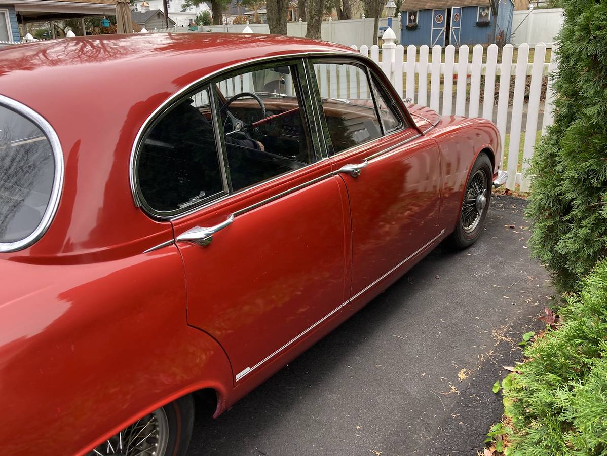 Jaguar-S-type-3.8-1967-5