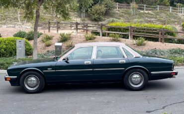 Jaguar-XJ-1993-3