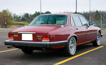 Jaguar-XJ-Berline-1987-7