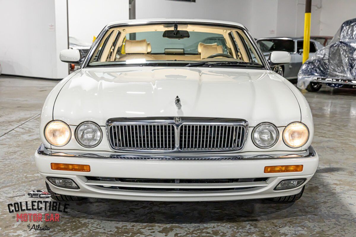 Jaguar-XJ6-1995-17