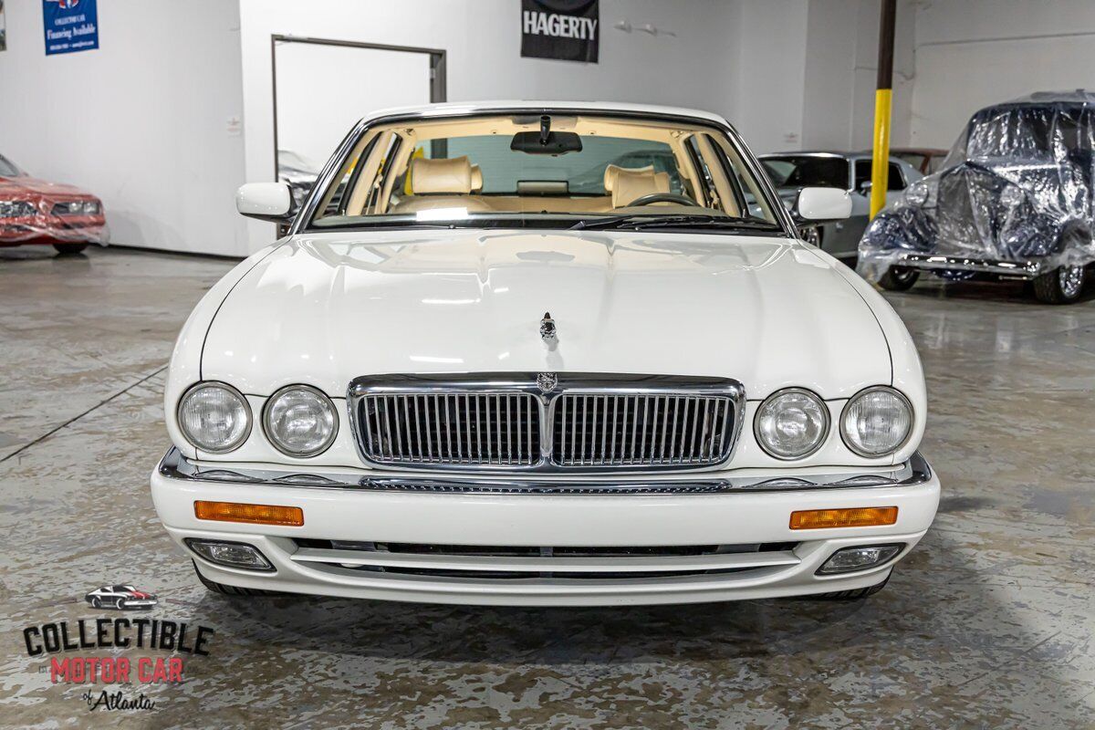 Jaguar-XJ6-1995-7