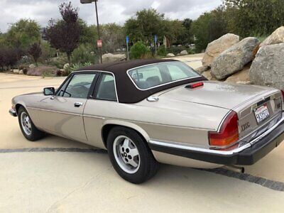 Jaguar-XJ8-Cabriolet-1988-9