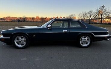 Jaguar-XJS-1980-1