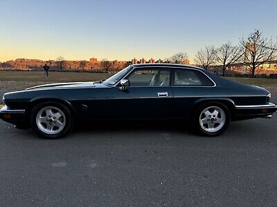 Jaguar-XJS-1980-1