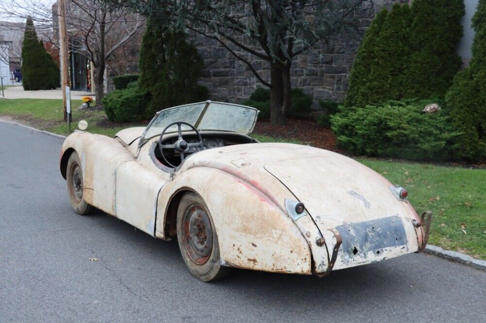 Jaguar-XK-1952-5