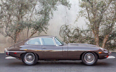 Jaguar-XK-1970-3