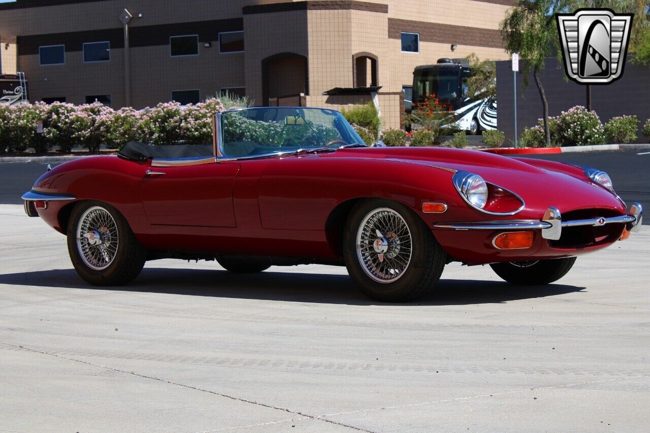 Jaguar-XK-1970-6