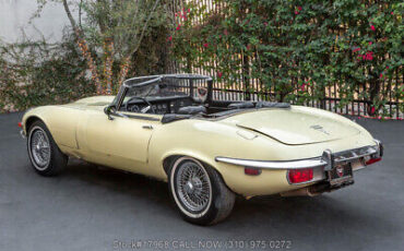 Jaguar-XK-1973-6