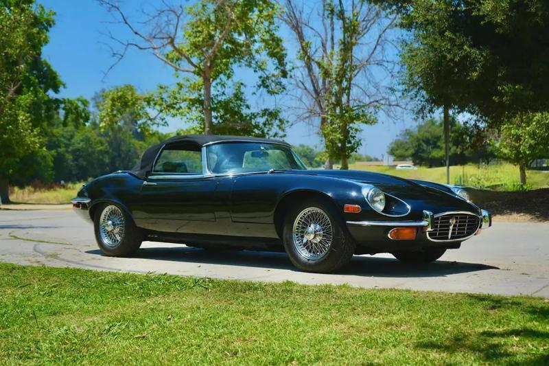 Jaguar XK  year1}