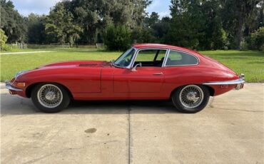 Jaguar-XK-Coupe-1969-1