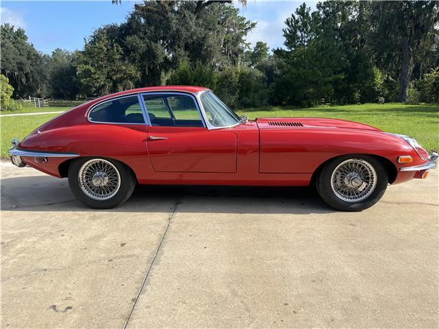 Jaguar-XK-Coupe-1969-15