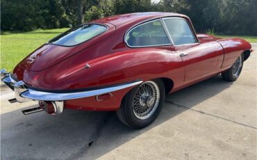 Jaguar-XK-Coupe-1969-16