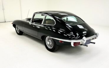 Jaguar-XK-Coupe-1969-2