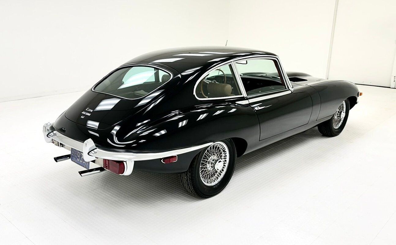 Jaguar-XK-Coupe-1969-4