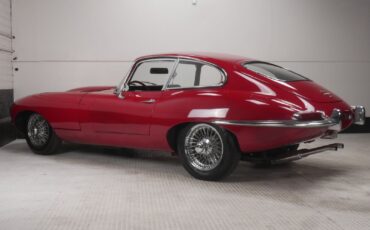 Jaguar-XK-E-Coupe-1968-8