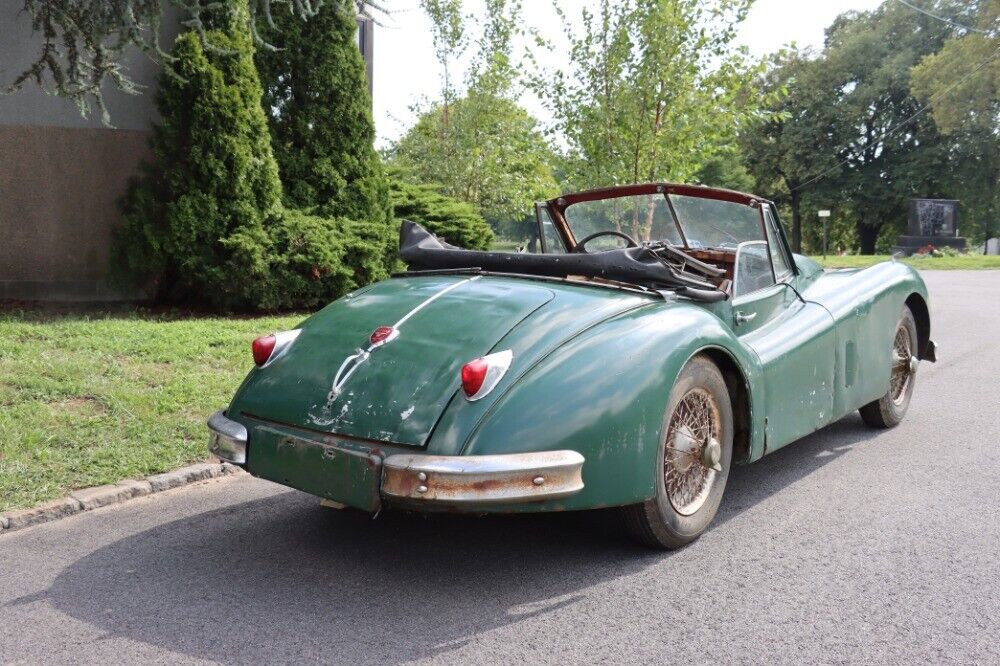 Jaguar-XK140-DHC-1957-4