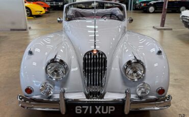 Jaguar-XK140-SE-DHC-1955-1