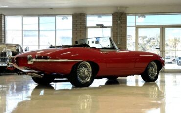 Jaguar-XKE-E-Type-Cabriolet-1962-18