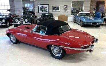 Jaguar-XKE-E-Type-Cabriolet-1962-30